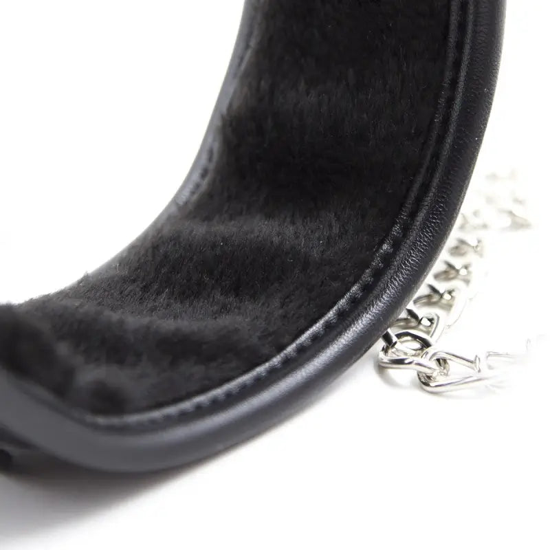 Black Leather BDSM Collar with Chain Leash – Plush Lined & Adjustable