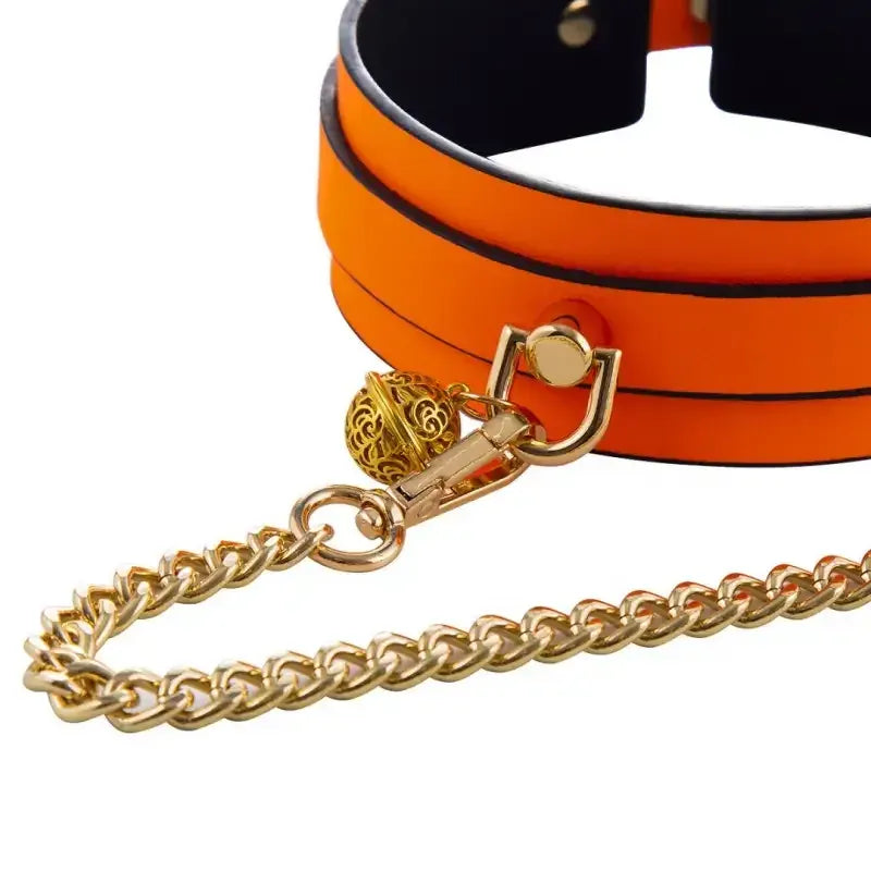 Domini Toy Glow-in-the-Dark BDSM Collar Leash Set with Gold Chain