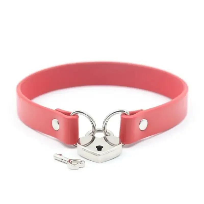 Domini Toy Red / M Day Collar with Heart Lock – PU Leather Choker