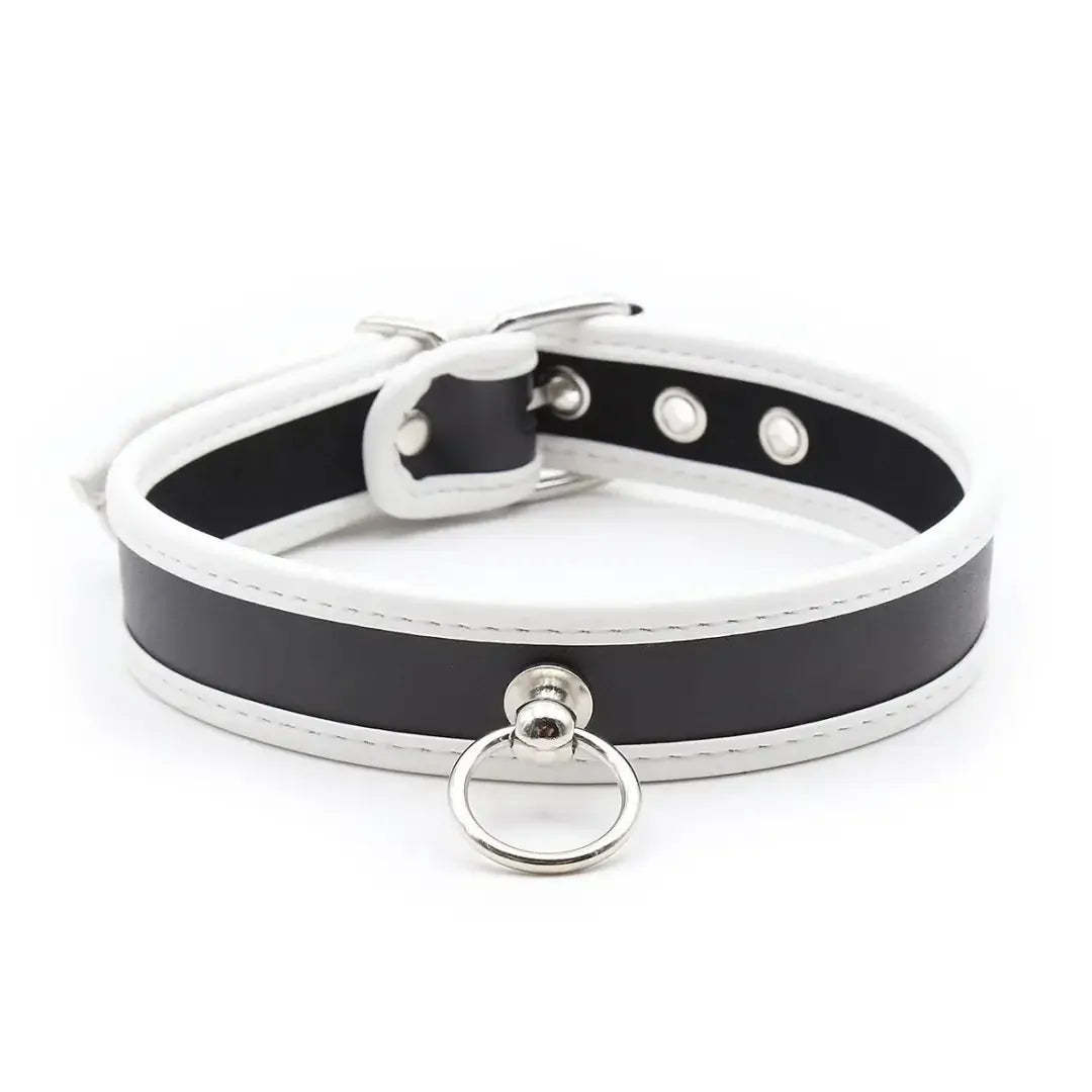 Dominitoy White BDSM Collar: Adjustable Leather Restraint